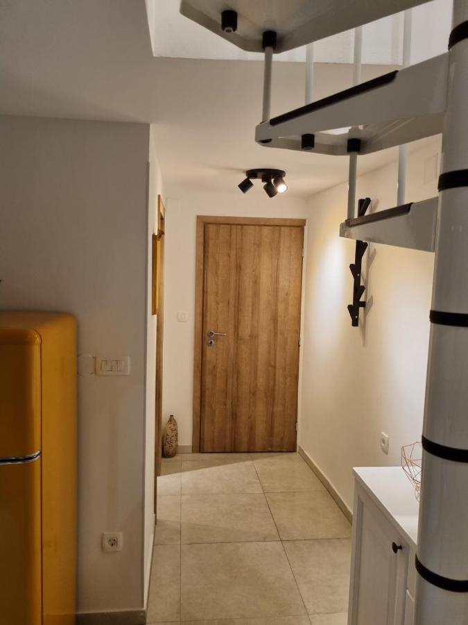 Апартаменты Apartman Ivano Црес Экстерьер фото